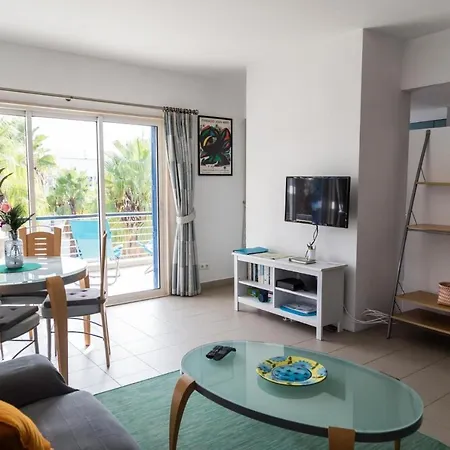 Top-floor Marina Club 2 Bed