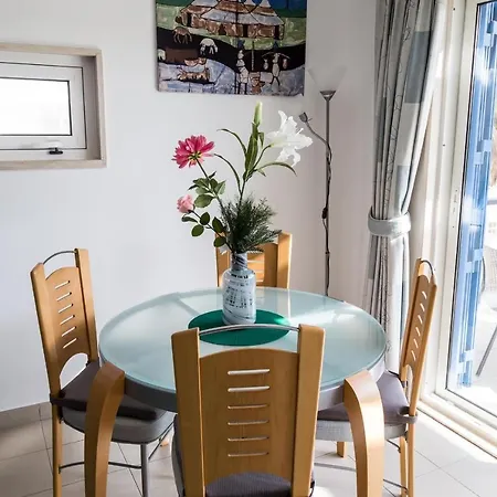 Apartment Top-floor Marina Club 2 Bed *
