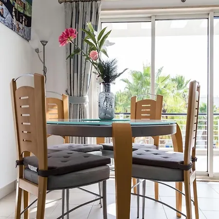 Top-floor Marina Club 2 Bed Lagos