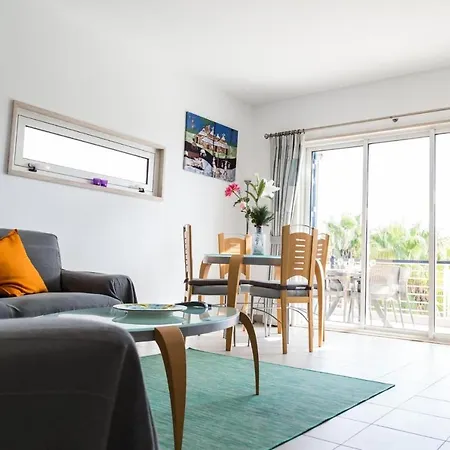 Apartment Top-floor Marina Club 2 Bed *