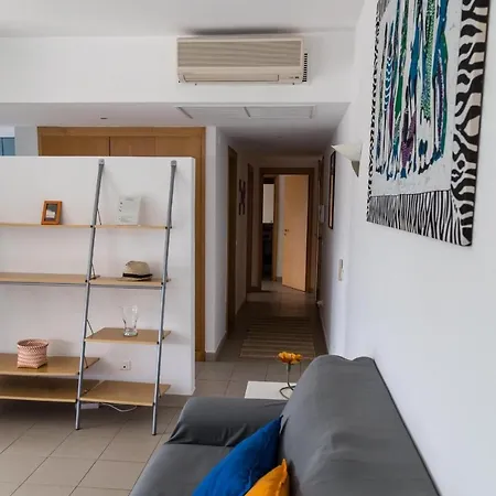 Апартаменты Top-floor Marina Club 2 Bed Лагуш