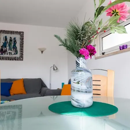 Top-floor Marina Club 2 Bed Апартаменты *