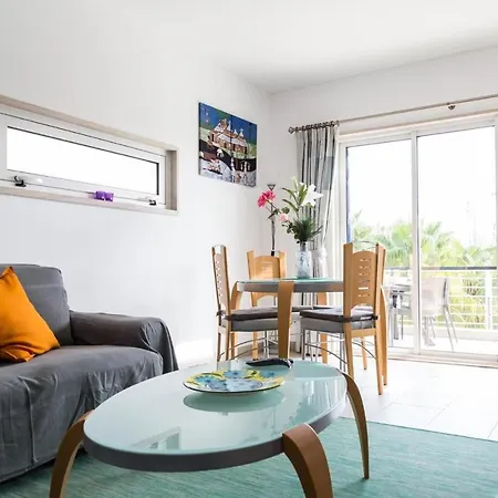Top-floor Marina Club 2 Bed *