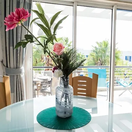 Top-floor Marina Club 2 Bed Apartment Lagos