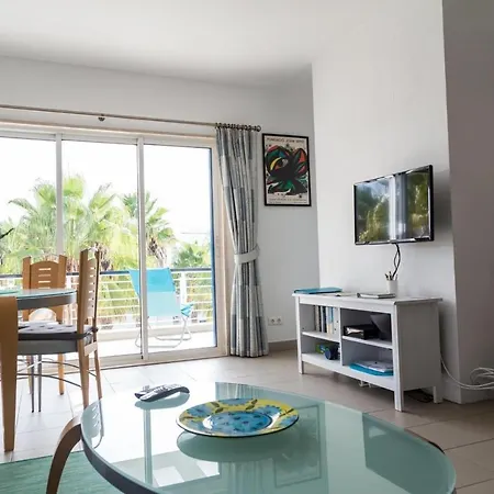 Top-floor Marina Club 2 Bed